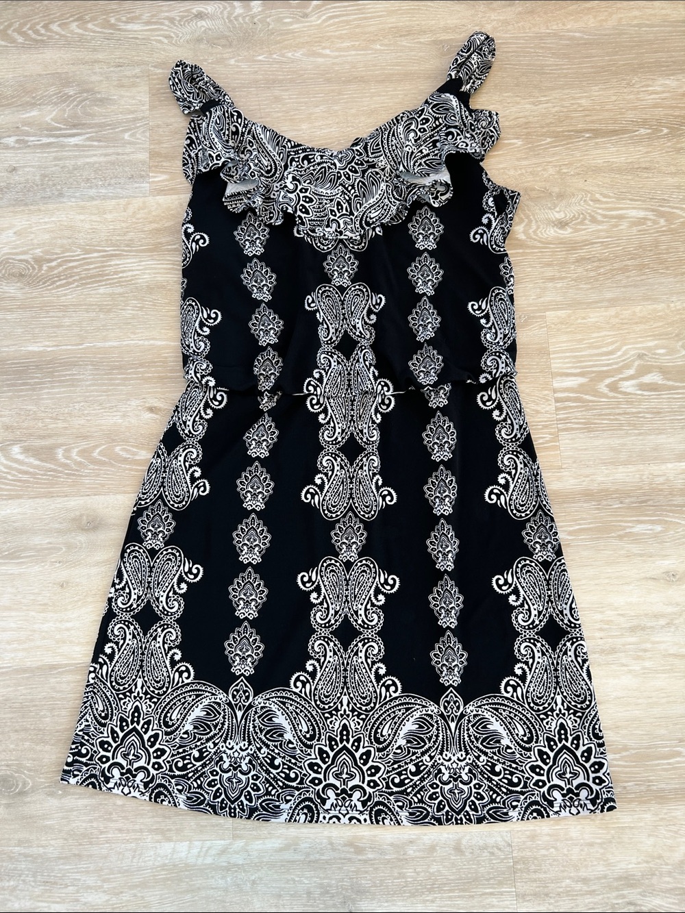 White House Black Market Black & White Paisley Ruffle-Trim Midi Dress